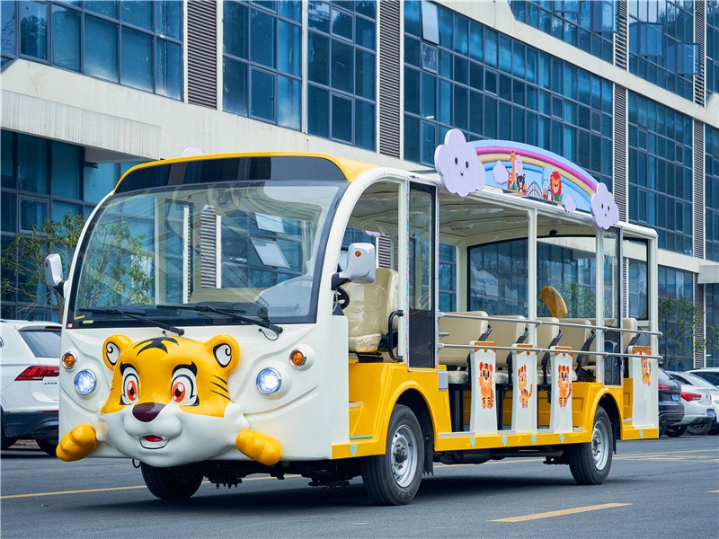 23座燃油觀光車 23座燃油觀光車