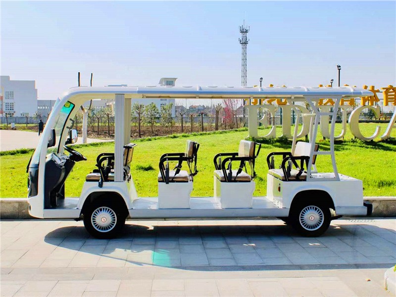 11座電動觀光車-側視圖 11座電動觀光車-側視圖